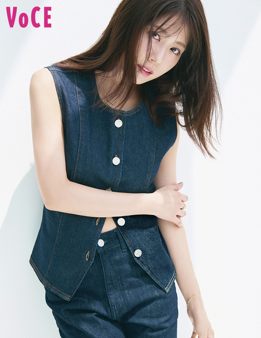 32歳・有村架純、年齢を重ねて増す透明感　『VOCE』で普段のケア法を公開