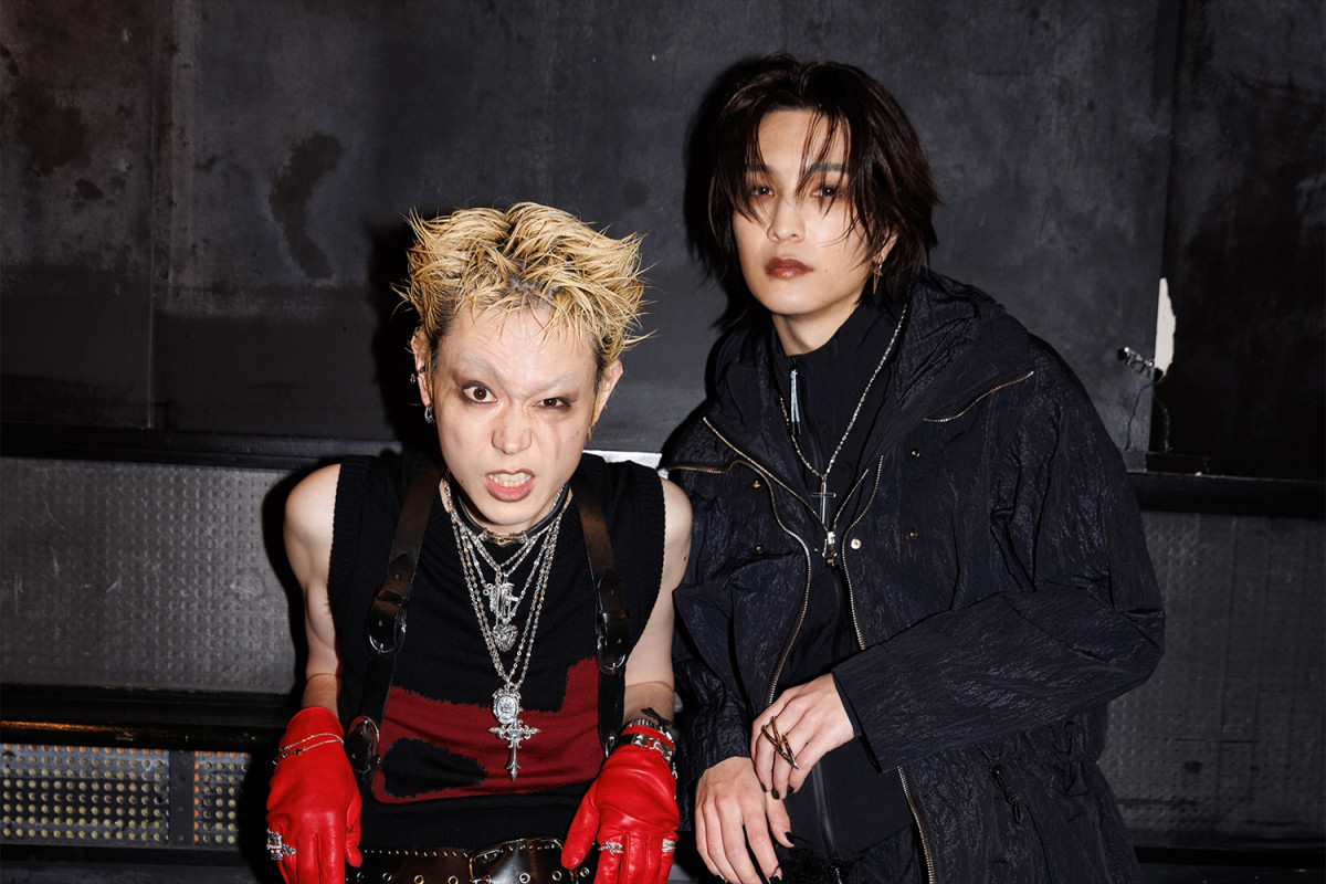 菅田将暉＆徳永英明の息子・レイニ、カリスマ感あふれる『グラスハート』メイキング＆場面写真解禁