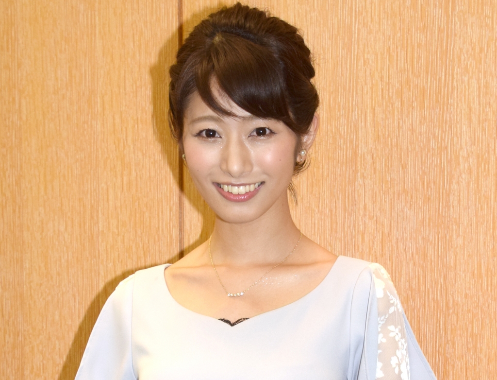 海老原優香アナ、ツヤ肌太ももゴルフウェア　“絶対領域”あらわな姿に「反則ですよ」「会社員のレベルではない」