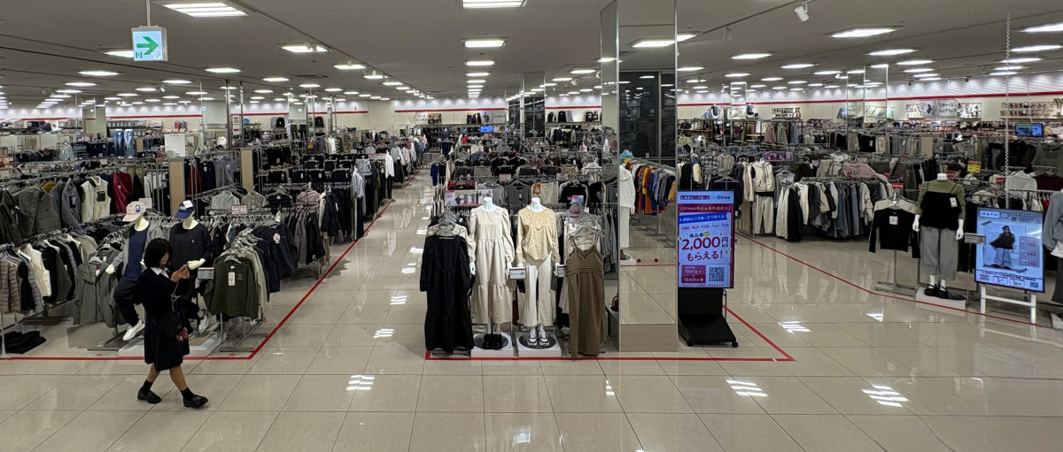 しまむら、都内最大の売場面積「約2000平米」の店舗が“リロケーションオープン”　西友大森店…特別企画多数