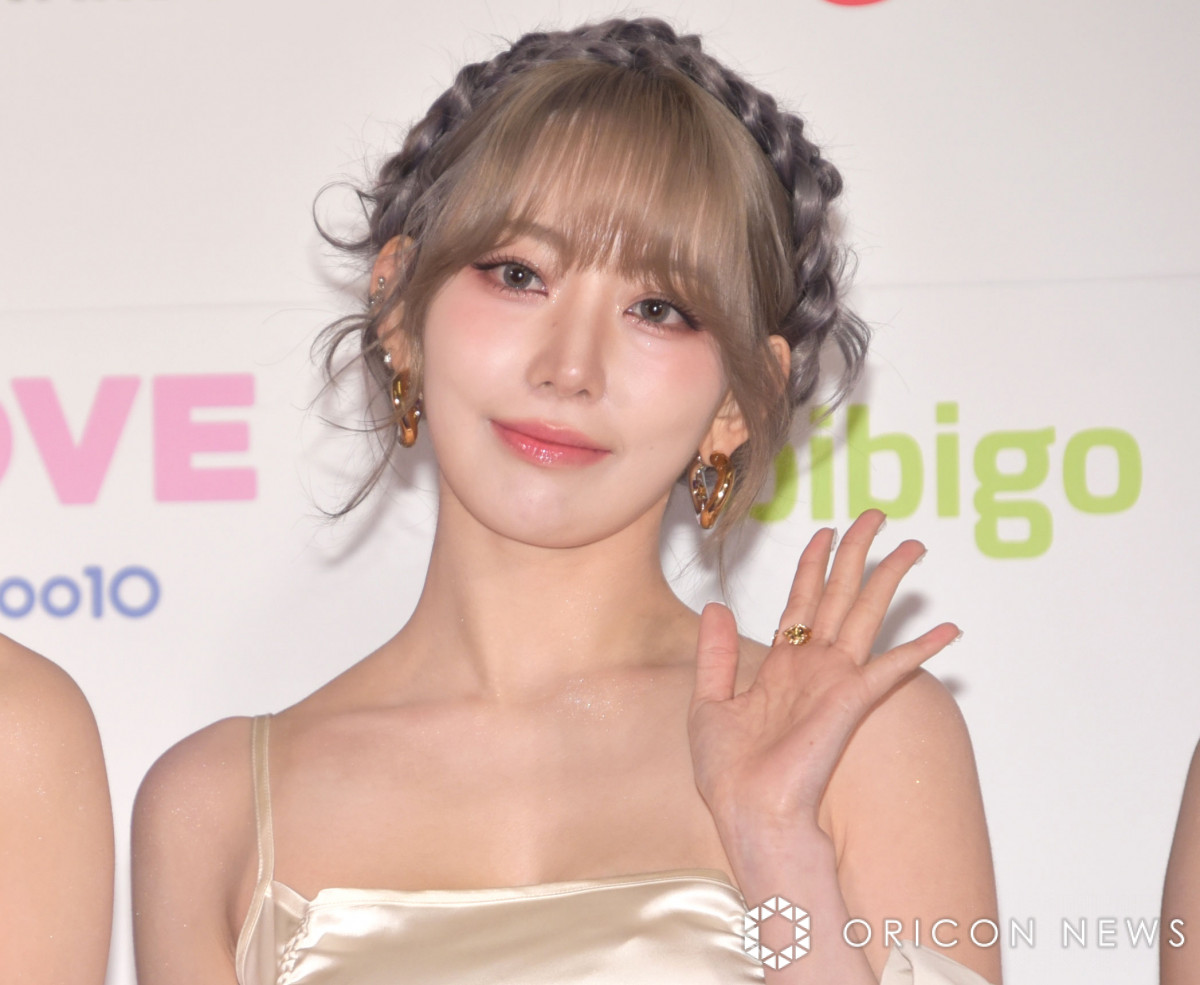 LE SSERAFIM・SAKURA、今冬初の“編み物作品”を紹介　手際よく完成させる姿に「すごい！」「天才です」と反響